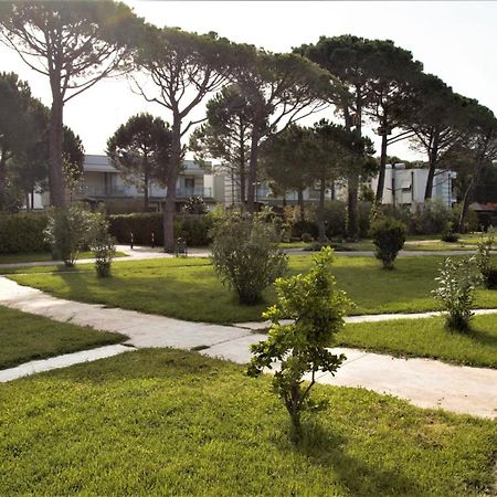 Villa Artino à Durrës Extérieur photo