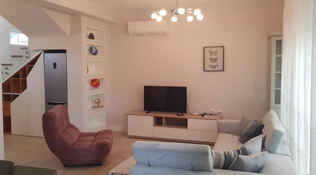 Villa Artino à Durrës Extérieur photo