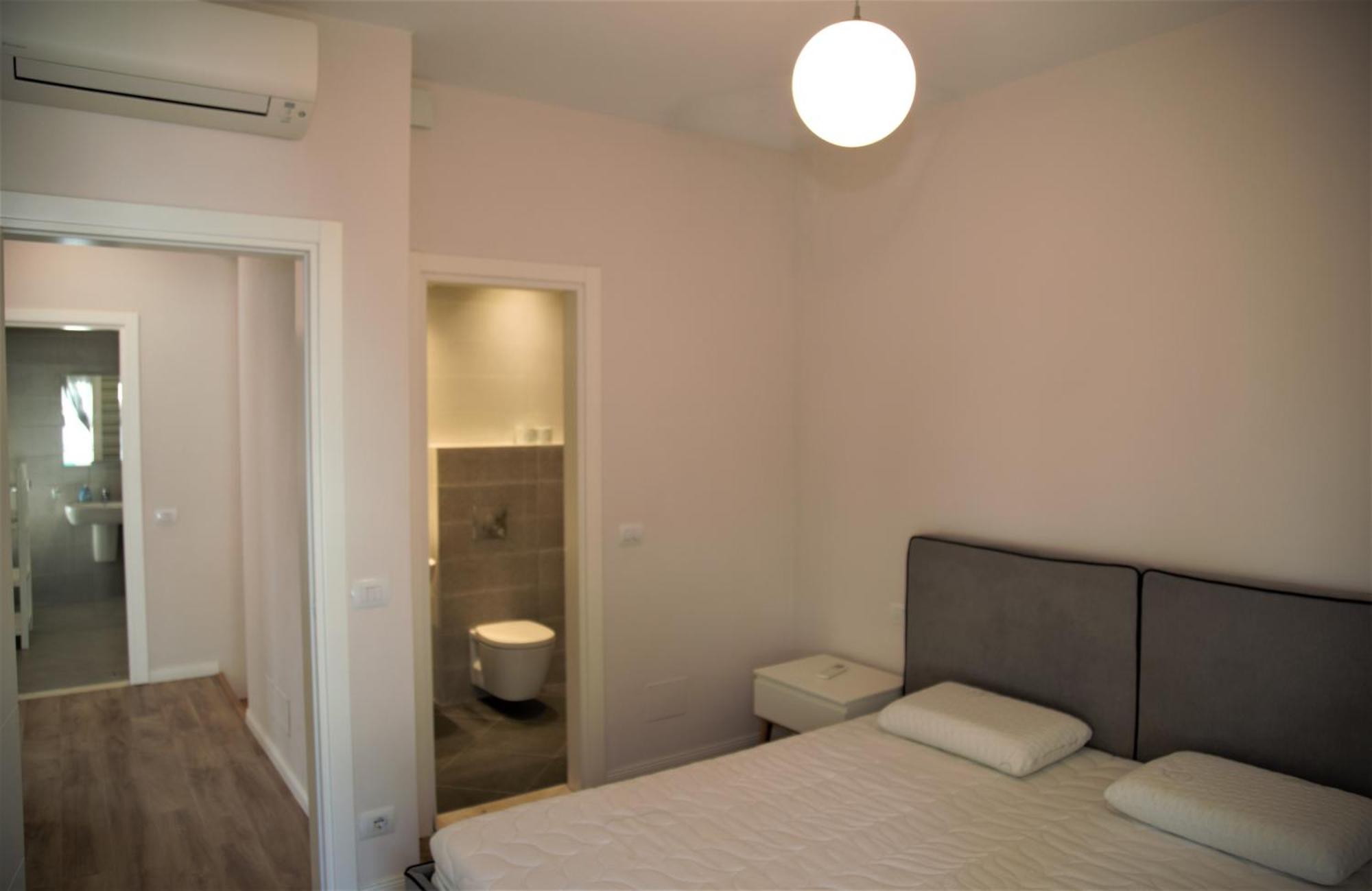 Villa Artino à Durrës Extérieur photo